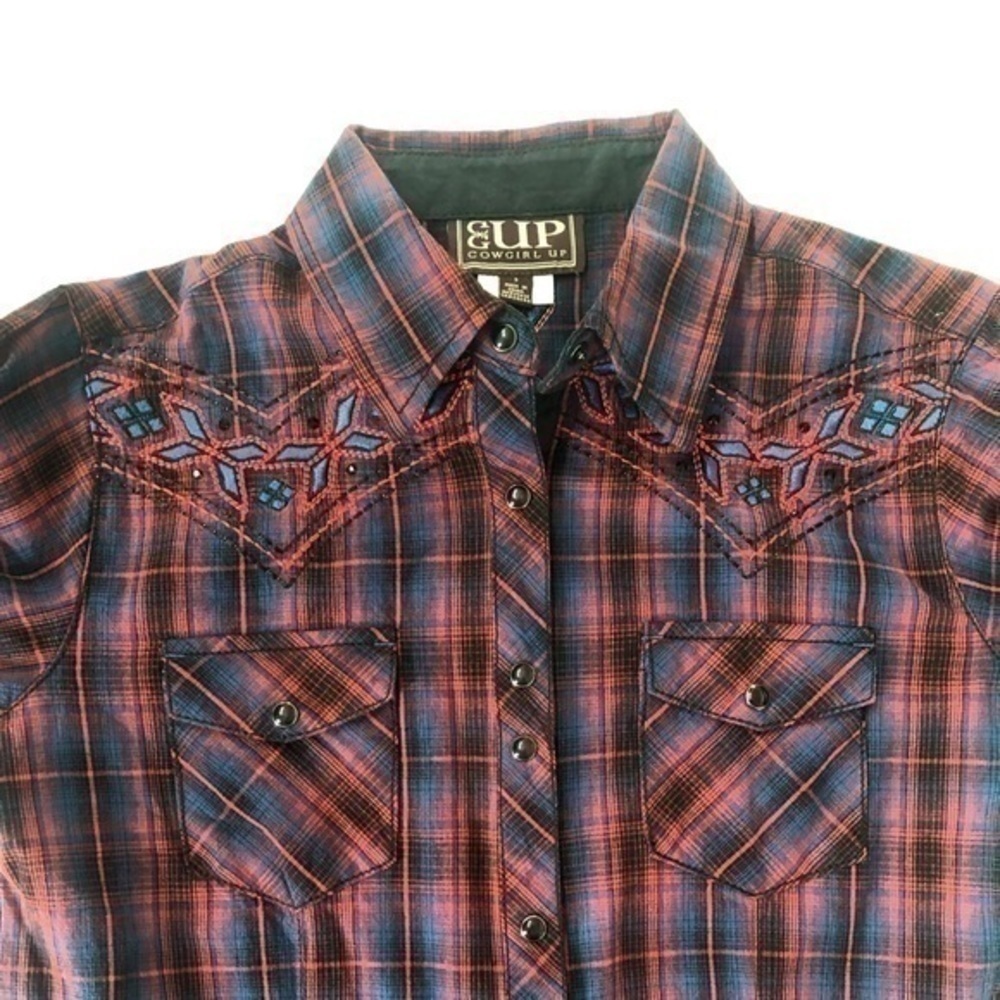 Cowgirl Up Women's Button-Down Shirt Size Small - Picture 3 of 7